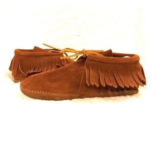 Rough leather soft bottom moccasins